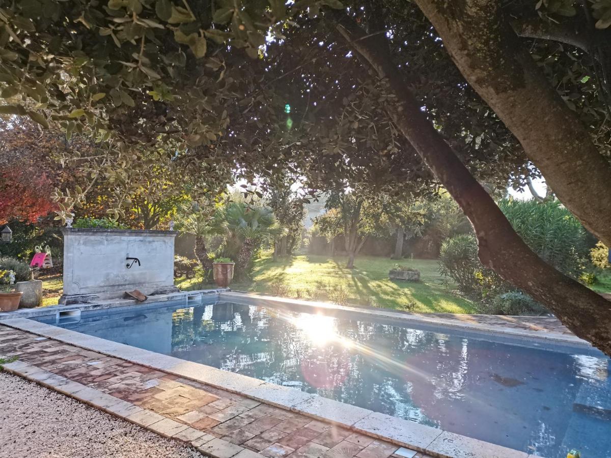 Le Mazet Villa Cabannes Exteriör bild